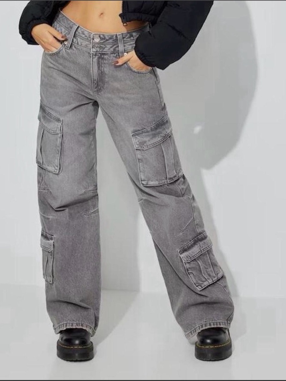 Garage Gray Wide-Leg Cargo Jeans